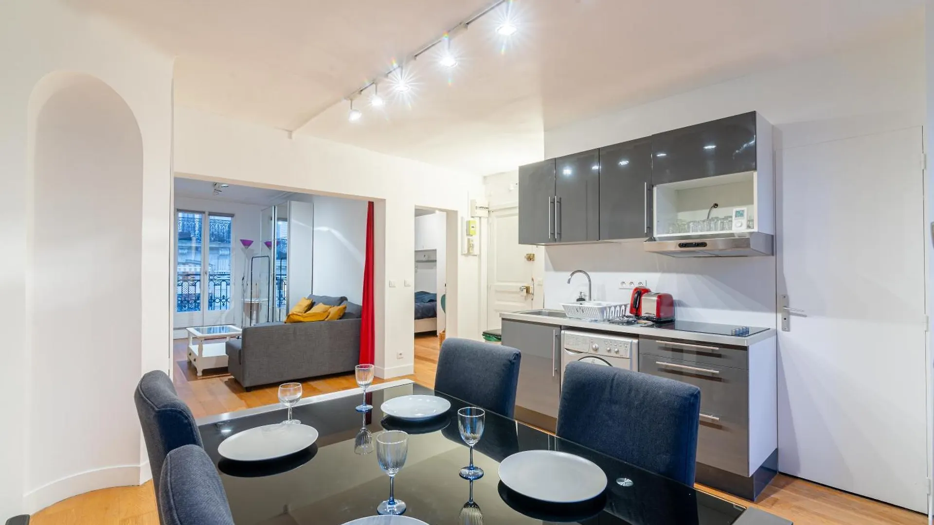 Luxurious 1 Bedroom Tour Eiffel Saint Dominique Free Netflix * Paris