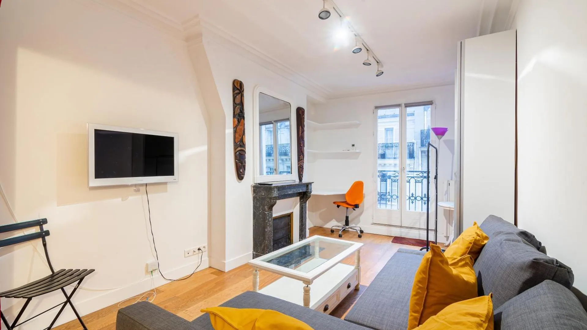 Luxurious 1 Bedroom Tour Eiffel Saint Dominique Free Netflix